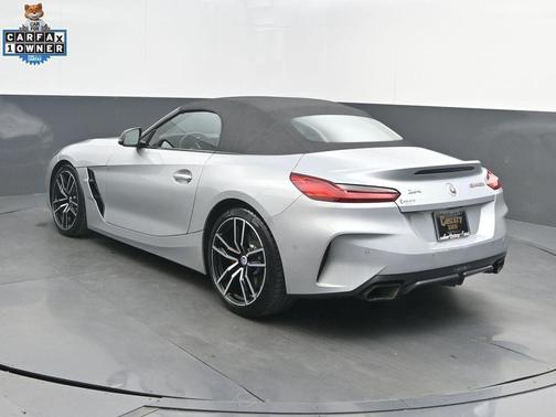 2022 BMW Z4 M40i