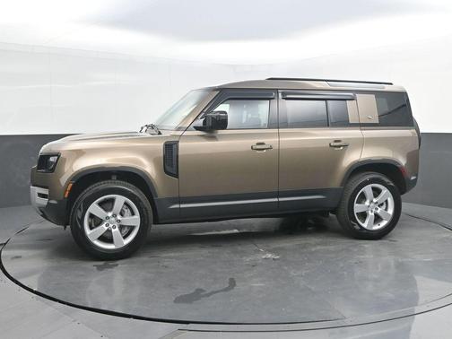 Gondwana Stone 2024 Land Rover Defender P400 S