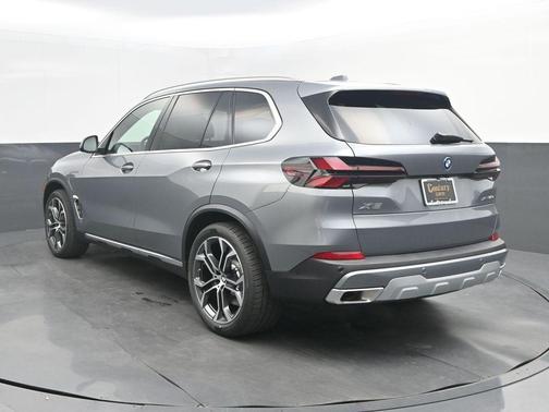 0C4W 2026 BMW X5 PHEV xDrive50e