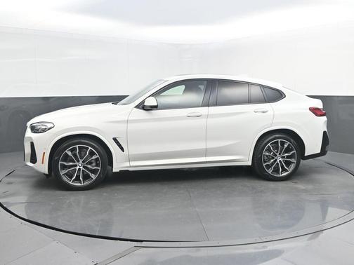 Alpine White 2022 BMW X4 xDrive30i