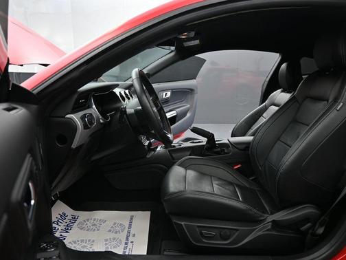 2023 Ford Mustang GT Premium