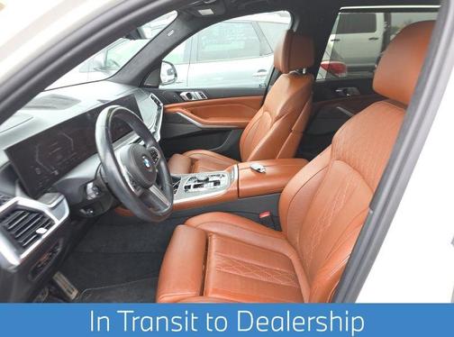 Alpine White 2023 BMW X7 xDrive40i