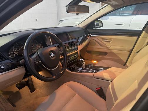2015 BMW 528 i
