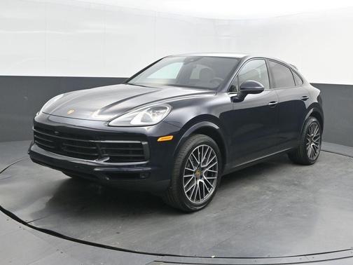2022 Porsche Cayenne 