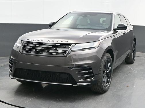 2026 Land Rover Range Rover Velar Dynamic SE