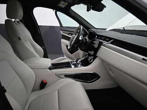2025 Jaguar F-PACE P250 R-Dynamic S