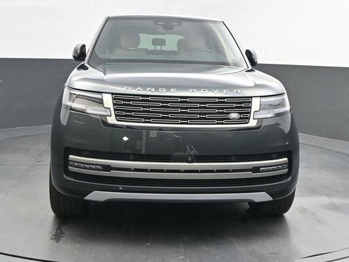 2025 Land Rover Range Rover P400 SE
