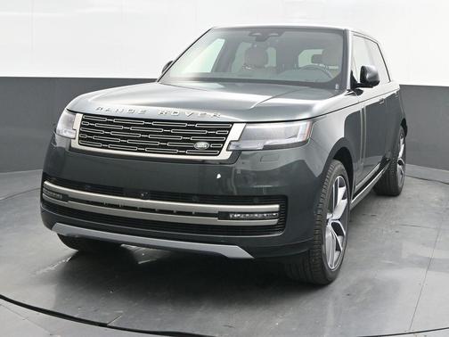 2025 Land Rover Range Rover P400 SE