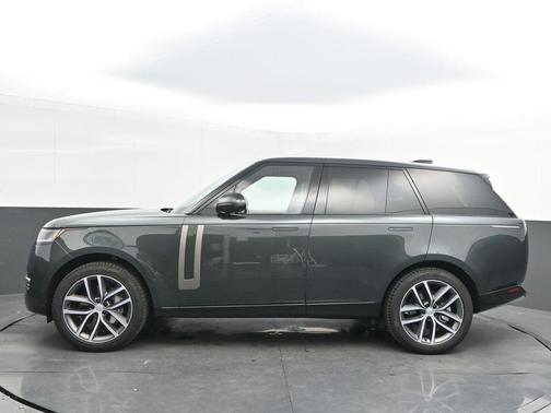 2025 Land Rover Range Rover P400 SE