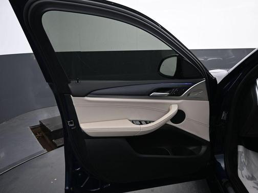 2023 BMW X4 xDrive30i