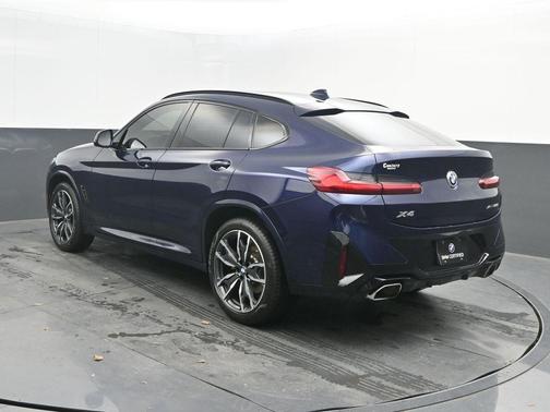 2023 BMW X4 xDrive30i