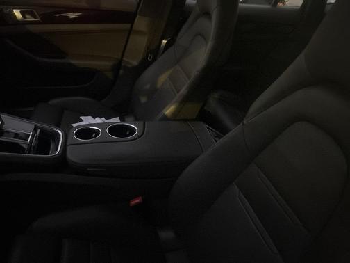 2019 Porsche Panamera 