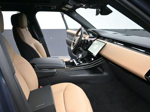 2025 Land Rover Range Rover Sport P400 Dynamic SE