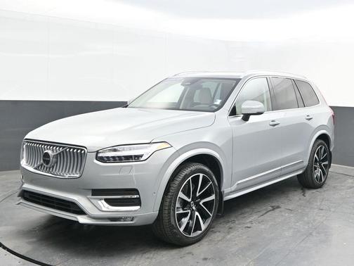 2024 Volvo XC90 B6 Plus Bright Theme 7-Seater