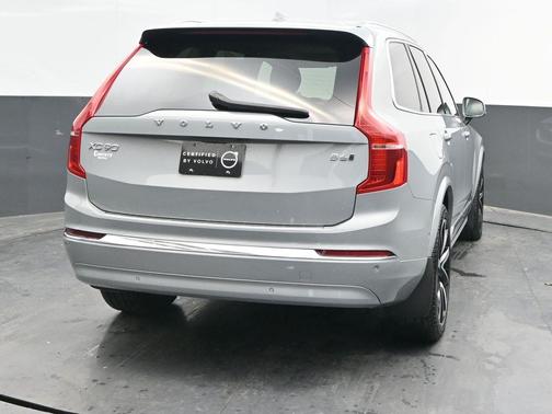 2024 Volvo XC90 B6 Plus Bright Theme 7-Seater