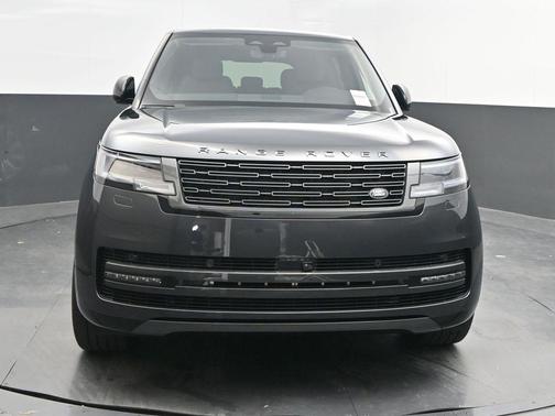 2025 Land Rover Range Rover P400 SE 7 Seat