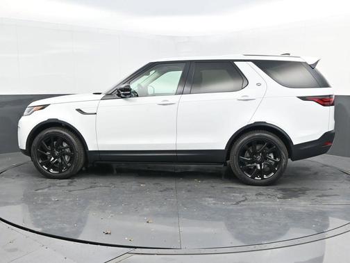 2025 Land Rover Discovery P300 S