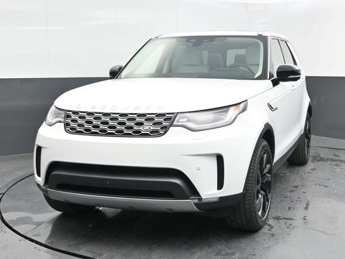 2025 Land Rover Discovery P300 S