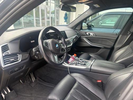 Dravit Gray Metallic 2023 BMW X5 M50i