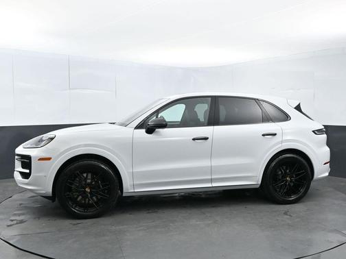 2024 Porsche Cayenne S