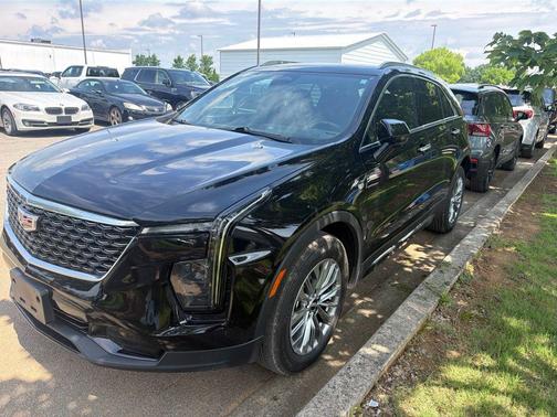 Stellar Black Metallic 2024 Cadillac XT4 Premium Luxury