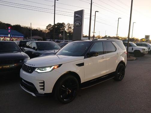 2025 Land Rover Discovery P360 Dynamic SE