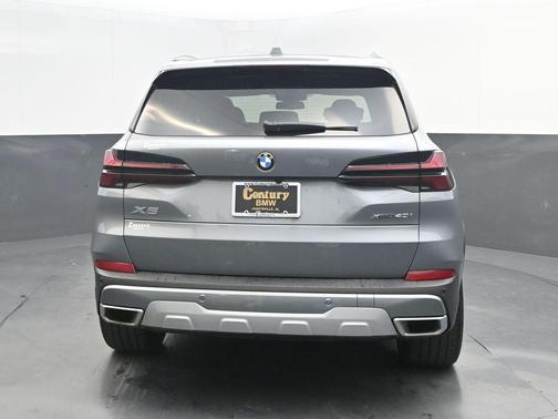 Skyscraper Gray Metallic 2024 BMW X5 xDrive40i