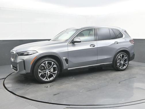 Skyscraper Gray Metallic 2024 BMW X5 xDrive40i