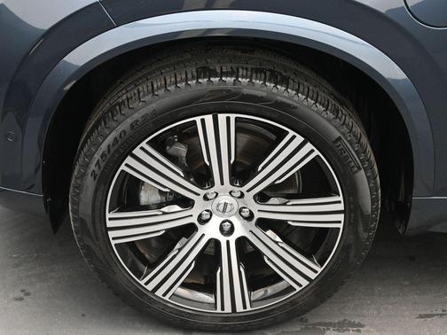 2025 Volvo XC90 Plug-In Hybrid T8 Plus 7-Seater