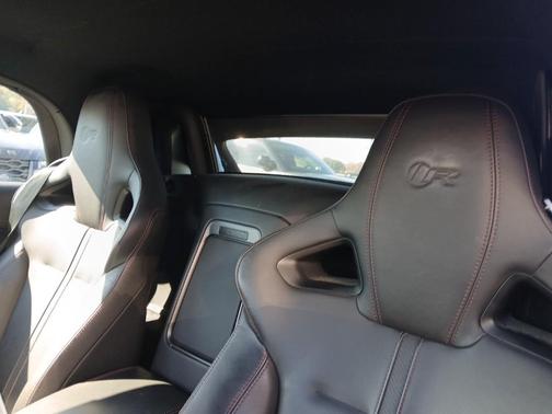 2017 Jaguar F-TYPE R