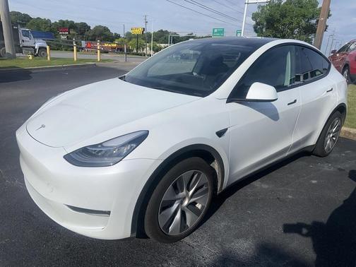 2022 Tesla Model Y Long Range