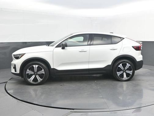 Crystal White Metallic 2023 Volvo C40 Recharge Pure Electric Twin Plus