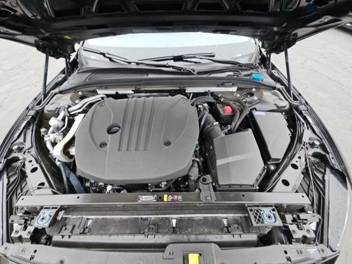 2025 Volvo S60 B5 Plus
