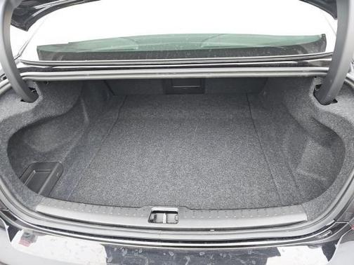 2025 Volvo S60 B5 Plus