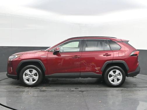 2020 Toyota RAV4 Hybrid XLE