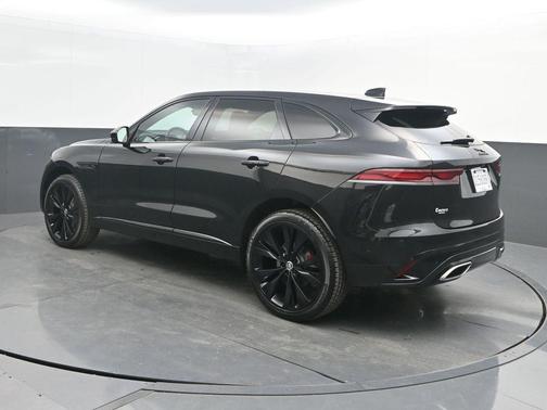 Santorini Black 2025 Jaguar F-PACE P400 R-Dynamic S