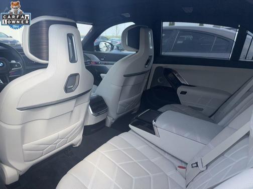 Carbon Black Metallic 2023 BMW 760 760i xDrive