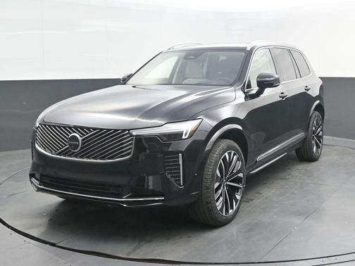 Onyx Black Metallic 2026 Volvo XC90 B6 Ultra 6-Seater