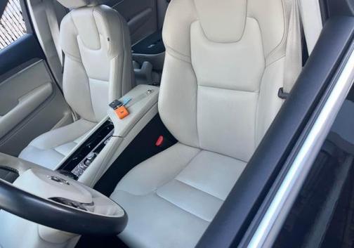 2023 Volvo XC90 B6 Plus 7-Seater