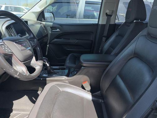 2022 GMC Canyon AT4 w/Leather