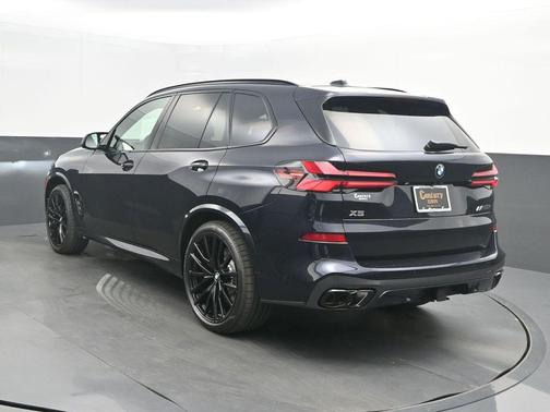 Carbon Black Metallic 2026 BMW X5 M60i