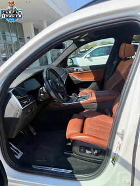 Mineral White Metallic 2022 BMW X7 xDrive40i