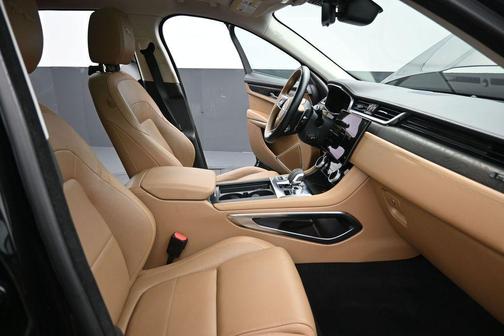 Santorini Black 2022 Jaguar F-PACE S