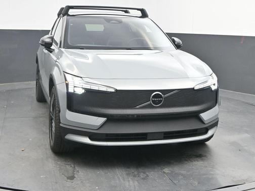 2026 Volvo EX30 TWIN MOTOR CROSS COUNTRY ULTRA