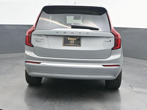 2026 Volvo XC90 B6 Ultra 7-Seater