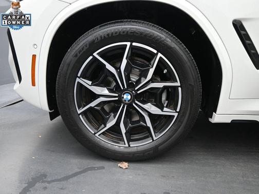 2023 BMW X4 xDrive30i