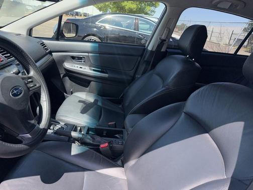 Ice Silver Metallic 2015 Subaru XV Crosstrek 2.0i Limited