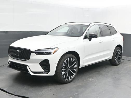 2026 Volvo XC60 B5 Ultra