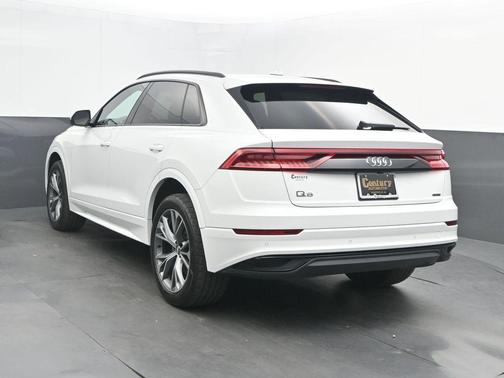 Carrara White 2020 Audi Q8 55 Premium
