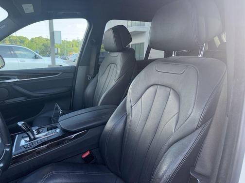 Alpine White 2017 BMW X5 xDrive35i